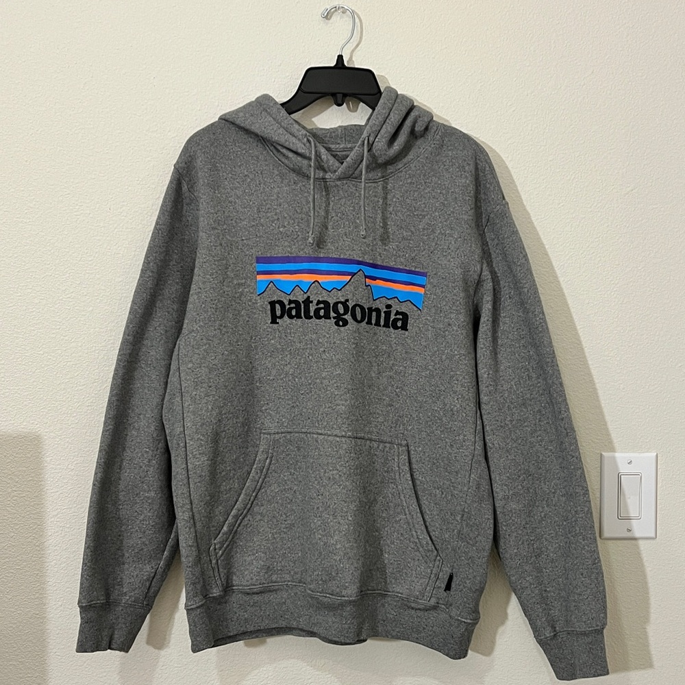 Patagonia Grey Hoodie | Medium | Pull-Over Kangaroo Pocket Outdoor®